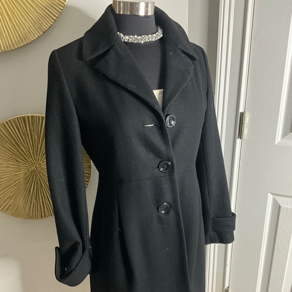 **Genuine Mink Collar Wool Coat** - Picture 6 of 12